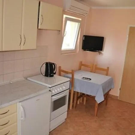 With A Parking Space Lopar, Rab - 16680 Apartment Lopar