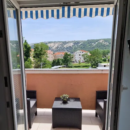 Apartment With A Parking Space Lopar, Rab - 16680